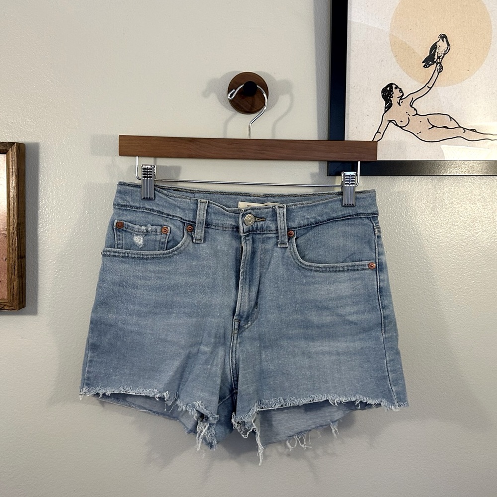Levi’s Cutoff Shorts